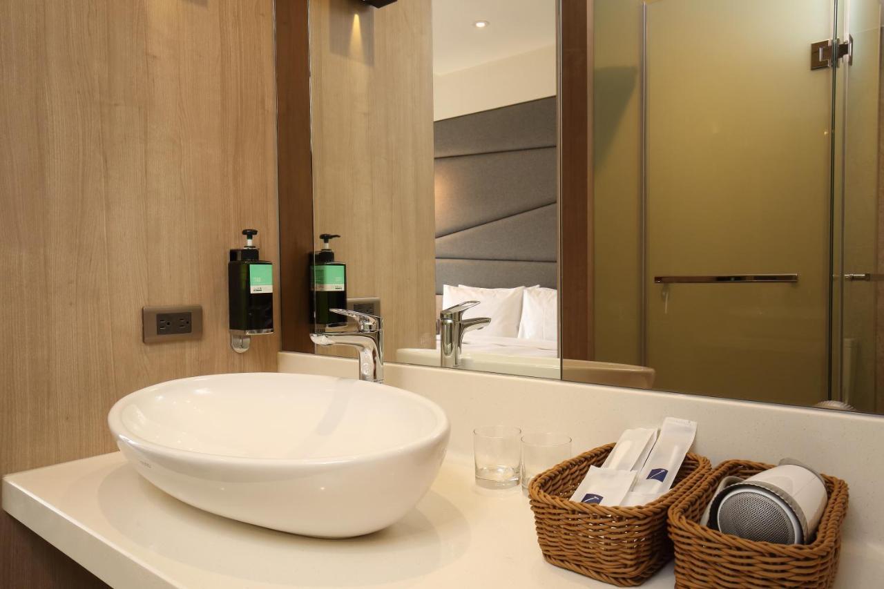 Kloud Hotel Đài Trung Ngoại thất bức ảnh
