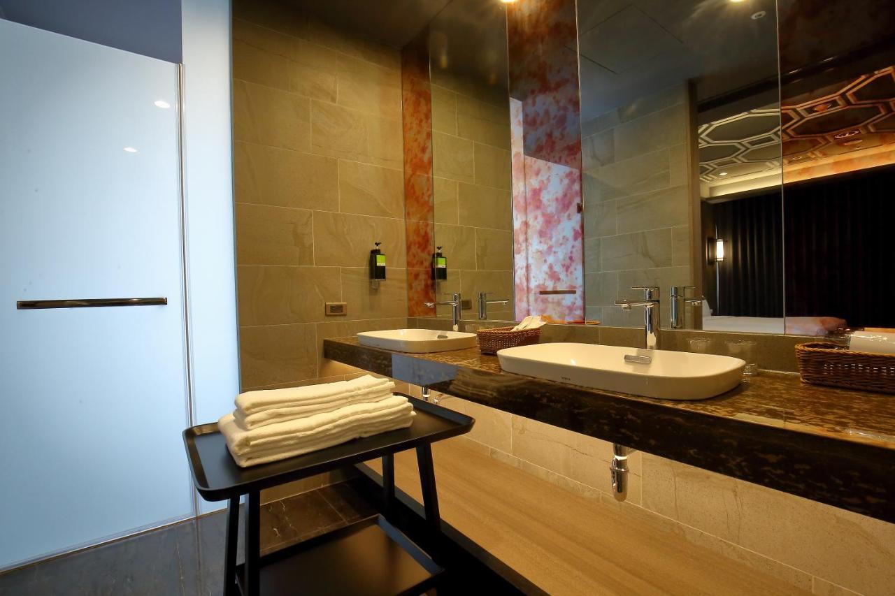 Kloud Hotel Đài Trung Ngoại thất bức ảnh
